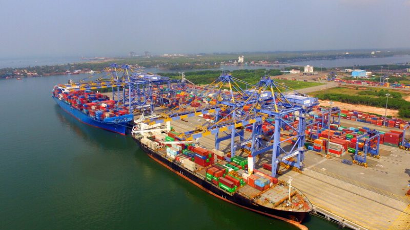 الهند تسمح لسفينة حربية إيرانية بالرسو في ميناء كوتشي “كبادرة إنسانية”