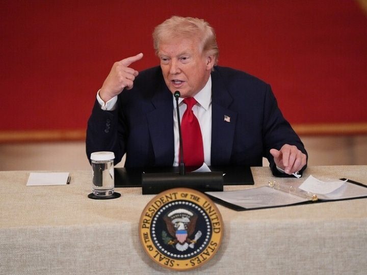 ترامب: إيران استسلمت لجيرانها في الشرق الأوسط