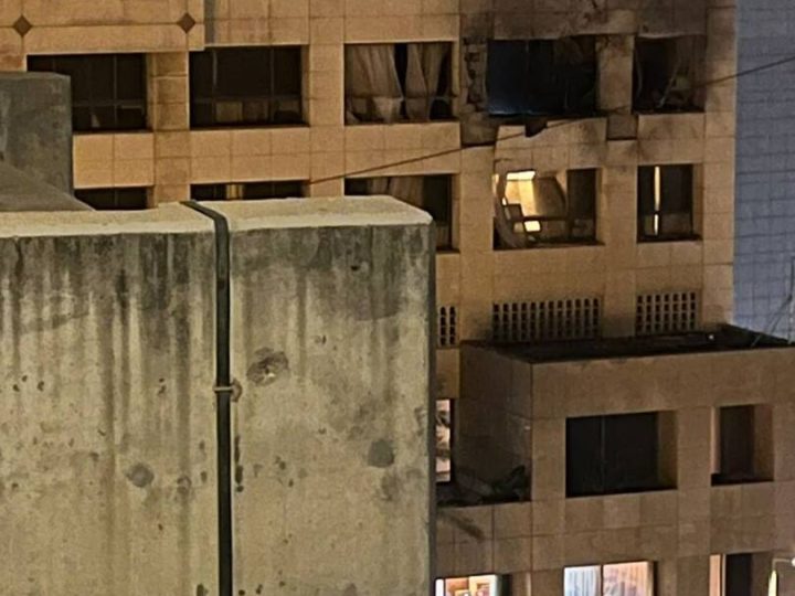 لبنان.. مقتل 4 أشخاص وإصابة 10 آخرين في استهداف إسرائيلي لفندق وسط أنباء عن عملية اغتيال (فيديو)