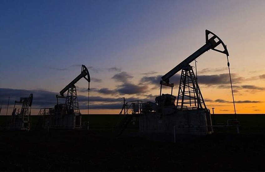 “رويترز”: العقود الآجلة للخام الأمريكي تصعد بأكثر من 20% إلى 111 دولارا للبرميل