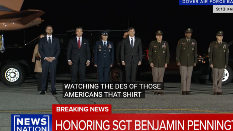 بالفيديو.. فانس وهيغسيث يستقبلان جثمان الضحية الأمريكية السابعة في “الغضب الملحمي”