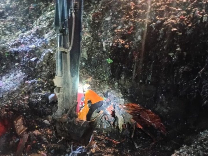 مقتل 7 أشخاص في انهيار مكب نفايات عملاق بجاكرتا (صور + فيديو)