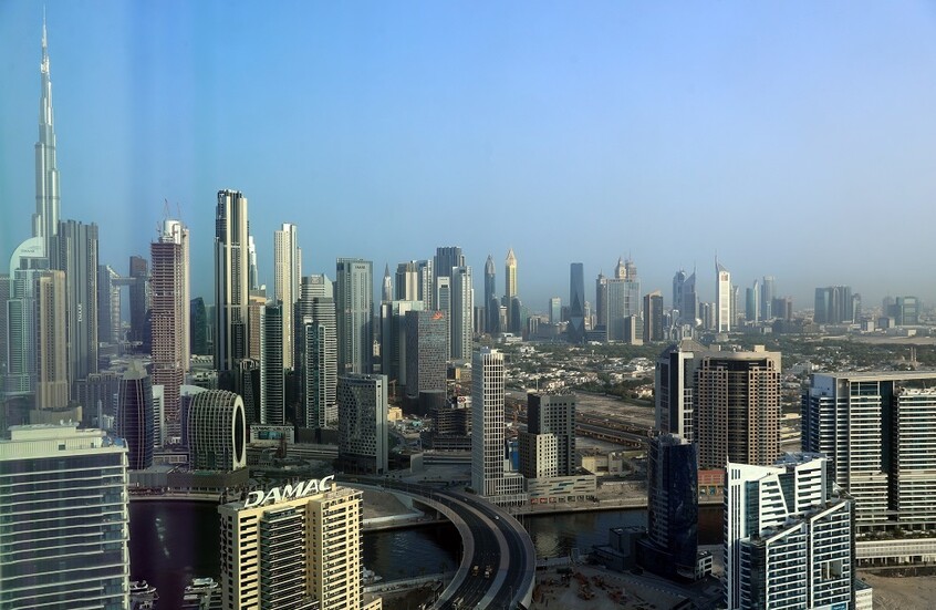 “رويترز”: دوي انفجار هائل في دبي