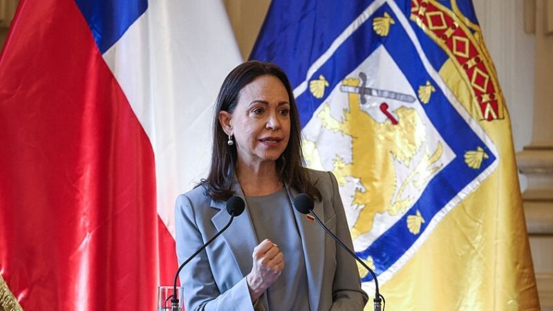 ترامب ينصح زعيمة المعارضة ماريا ماتشادو بعدم العودة لفنزويلا