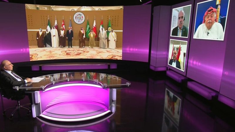 شيفرة الحرب على ضفتي الخليج.. هل تحول الخليجيون إلى “ذئاب” رمادية؟