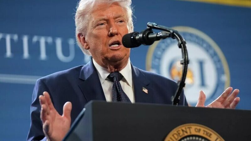 ترامب: إيران مهزومة وتريد الاتفاق.. لكنني لن أوافق ‏الآن