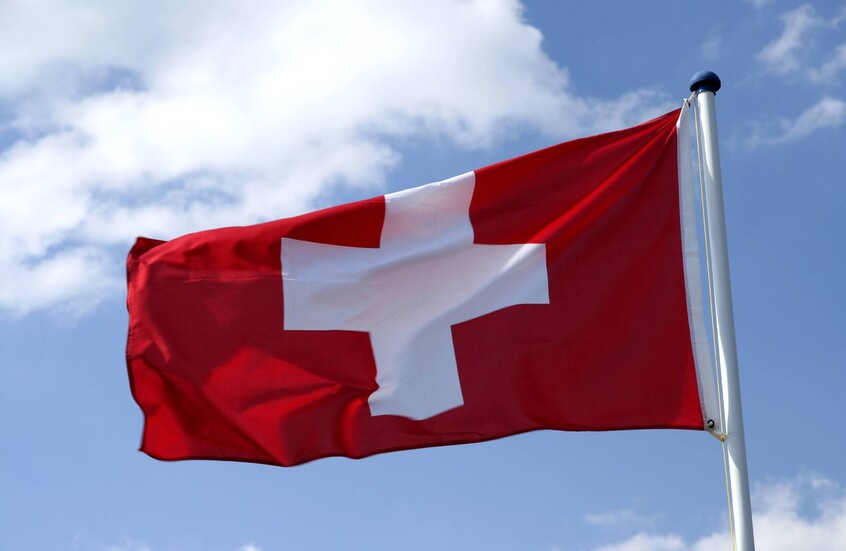 سويسرا ترفض طلبين من الولايات المتحدة بعبور أجوائها لرحلات متعلقة بالحرب على إيران