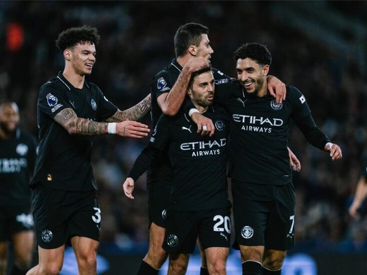 عمر مرموش يثير الجدل برد فعله بعد استبداله أمام وست هام (فيديو)