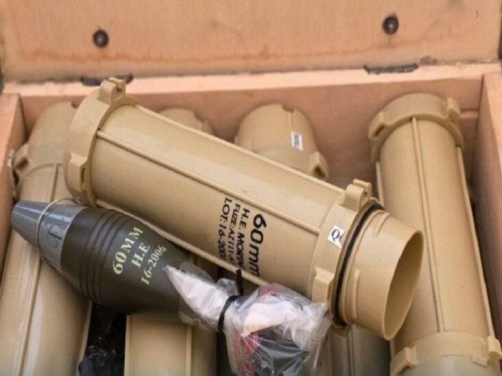 سوريا.. ضبط مستودع كبير للأسلحة والذخائر (صور)