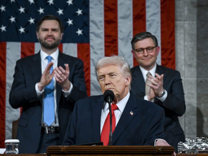 ترامب: أعتقد أنني سأحظى بشرف “ضم كوبا”