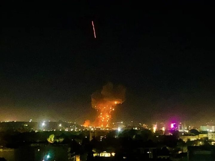 مقتل أكثر من 200 شخص في غارة باكستانية على مستشفى أفغاني