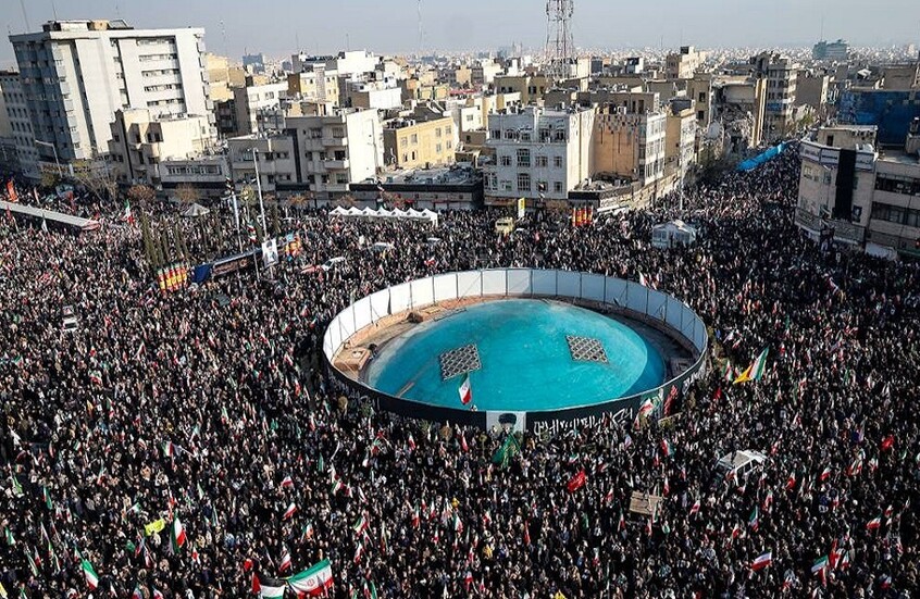 لاريجاني يشعل “x” برد ساخر على “أوهام ترامب” ويقارنها بسقوط الشاه