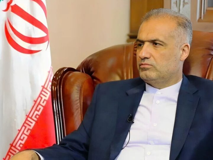 السفير الإيراني ينفي وصول مجتبى خامنئي إلى روسيا للعلاج