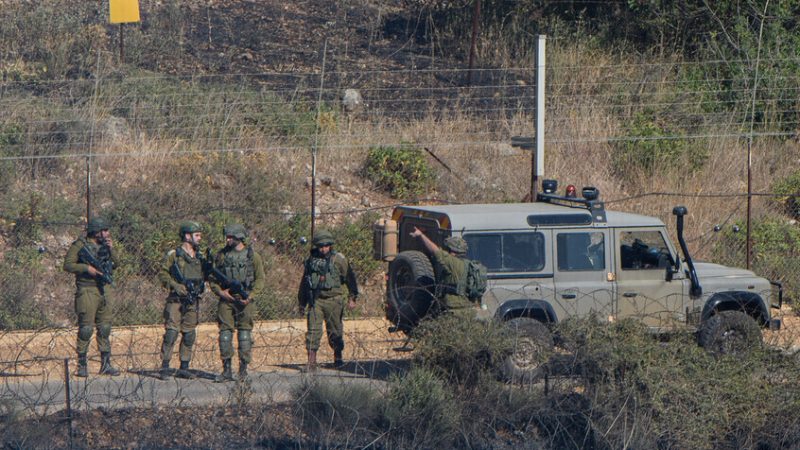 الجيش الإسرائيلي: رصدنا استعدادات مكثفة من “حزب الله” لإطلاق وابل من الصواريخ ونعمل على إحباطها