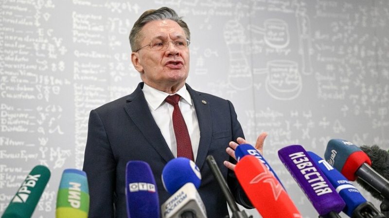 ليخاتشوف يؤكد عدم إصابة أي من الخبراء الروس بالهجوم على محطة بوشهر النووية