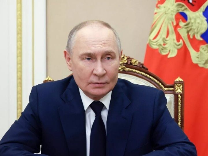 بوتين يعزي المرشد الإيراني الجديد بوفاة علي لاريجاني