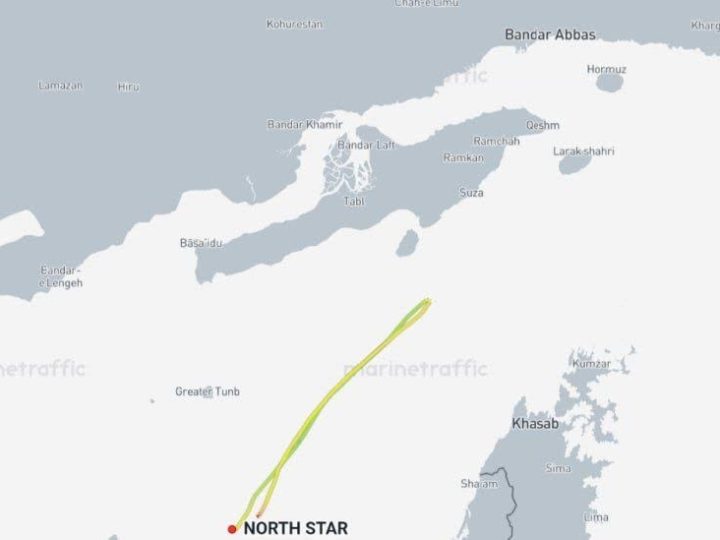 الحرس الثوري الإيراني يكشف عن “حدث” في مضيق هرمز