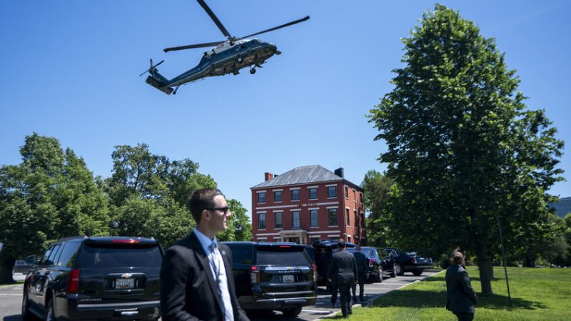 طائرات مسيرة تحلق فوق قاعدة عسكرية تضم مسكني وزيري الخارجية والحرب الأمريكيين