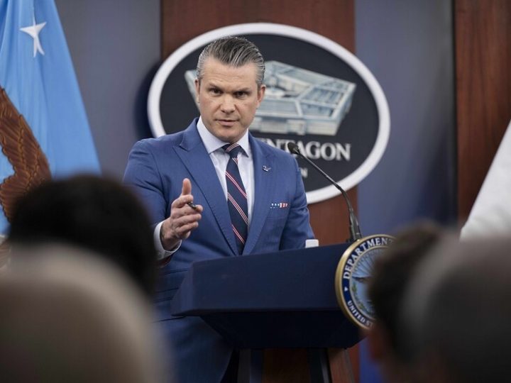 هيغسيث: على الولايات المتحدة استخدام ذخيرتها بنفسها لا إرسالها إلى أوكرانيا