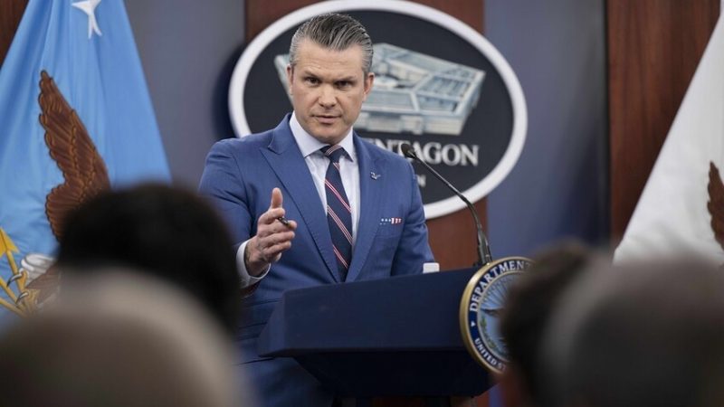 هيغسيث: على الولايات المتحدة استخدام ذخيرتها بنفسها لا إرسالها إلى أوكرانيا