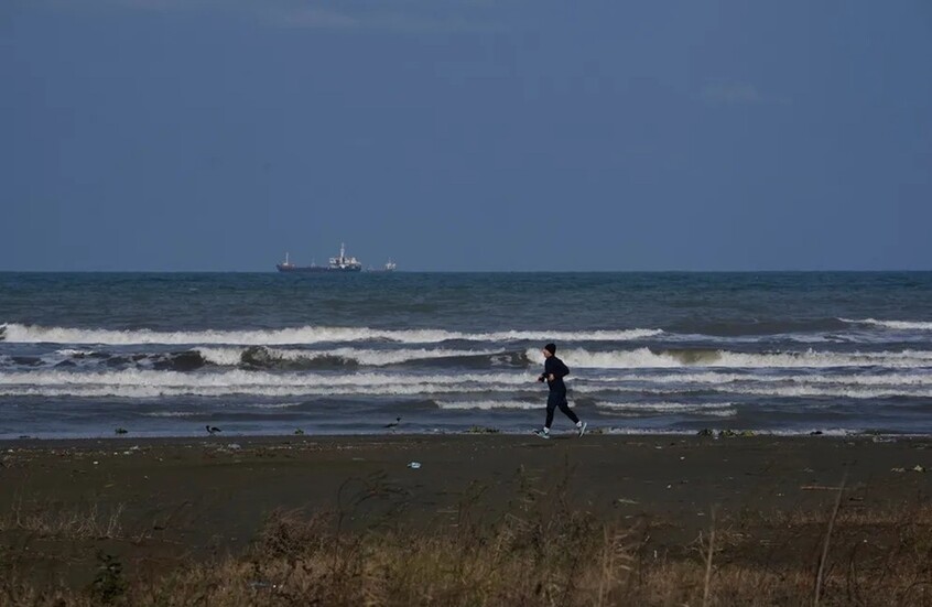 “نوع جديد من العمليات”.. إسرائيل تكشف تفاصيل الهجوم في بحر قزوين
