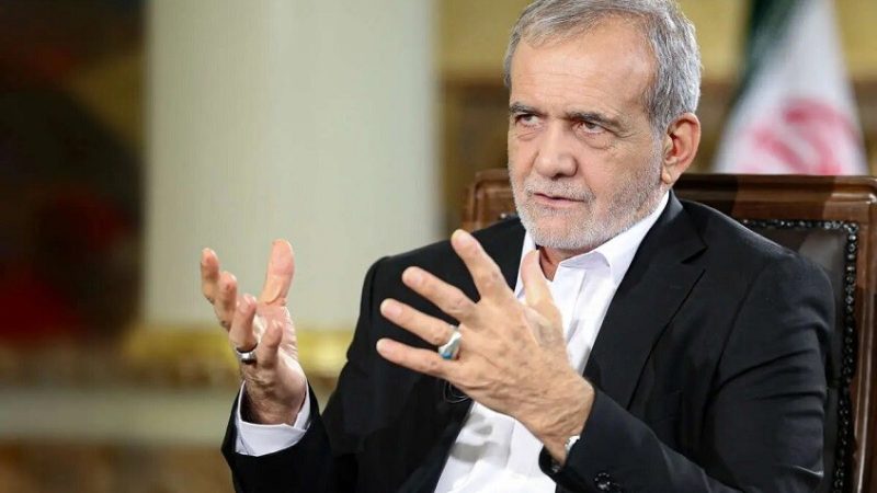 بزشكيان: إذا لم يقف المجتمع الدولي بحزم أمام سياسة الاغتيالات فإن لهيب الحرب سيمتد ليحرق الجميع