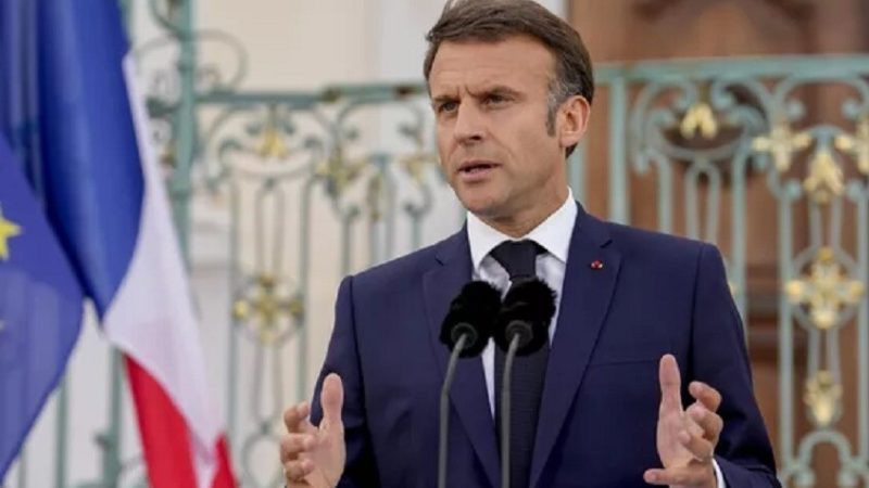 ماكرون يعلن موافقة أوكرانيا على استقبال بعثة أوروبية لإصلاح خط “دروجبا”