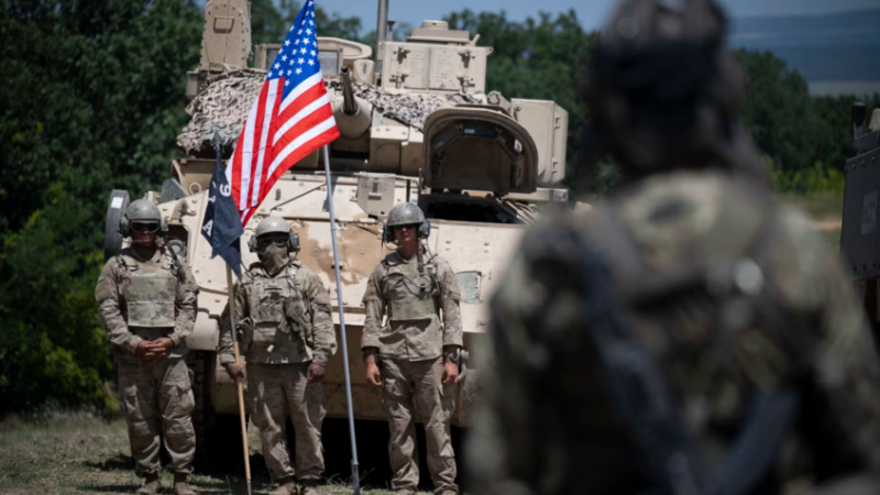 إعلام أمريكي: وحدة مارينز أمريكية تنشر بالمنطقة خلال أيام
