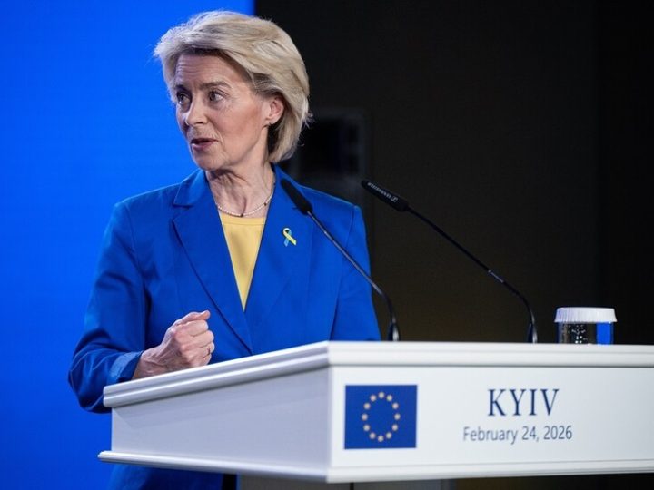 برلمانية أوروبية: فون دير لاين فقدت شرعيتها في أوروبا