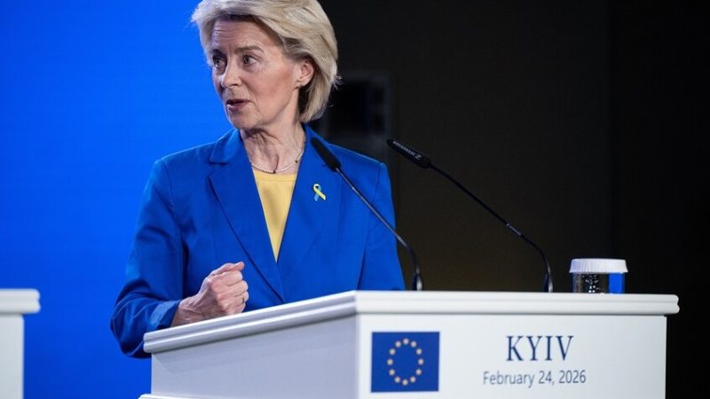 برلمانية أوروبية: فون دير لاين فقدت شرعيتها في أوروبا