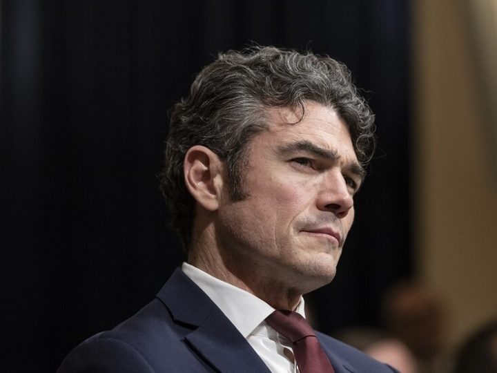 المدير المستقيل للمركز الأمريكي لمكافحة الإرهاب: الهجمات على إيران خلقت ظاهرة “الالتفاف حول العلم”