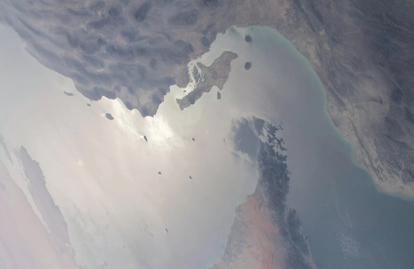 “سي إن إن”: إيران تستطيع إغلاق مضيق هرمز 6 أشهر وحشر واشنطن في الزاوية