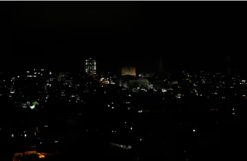 وكالة: انهيار شبكة الكهرباء في كوبا