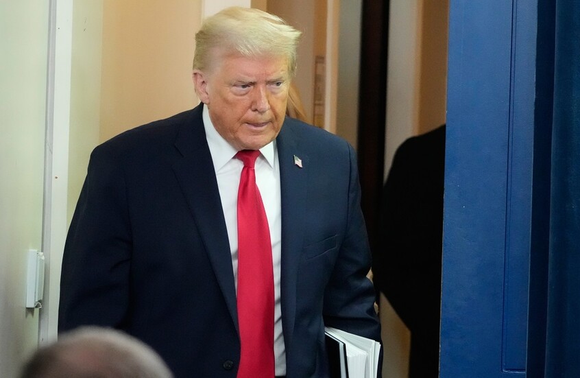 “الإيكونوميست”: لا خيارات جيدة للولايات المتحدة في الأزمة الإيرانية