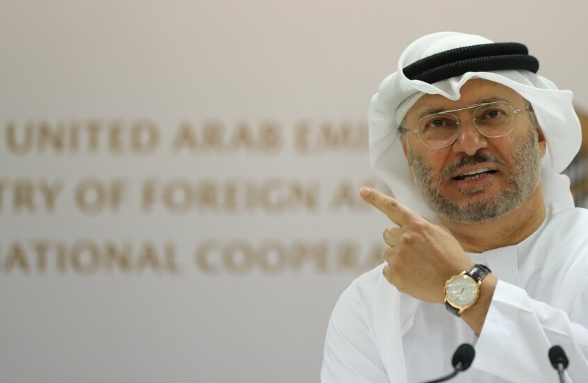 أنور قرقاش يثير تفاعلا واسعا بحديث عن الجامعة العربية