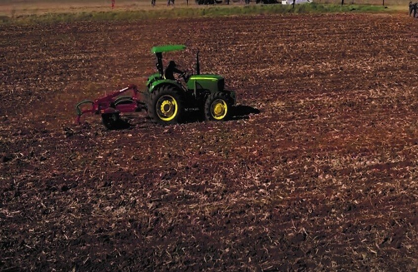 “التلغراف”: بريطانيا تبدأ بتقييد مبيعات الديزل للمزارعين