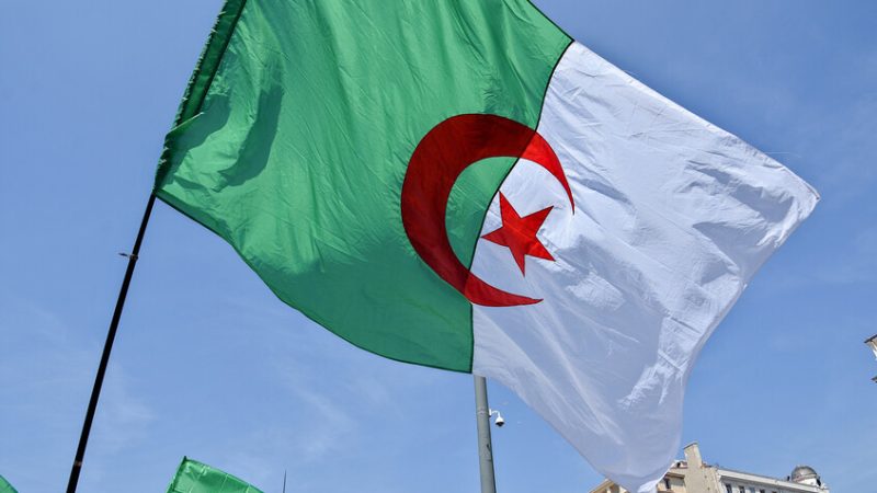 انهيار جزئي لجدار وإصابة 5 أشخاص بوهران في الجزائر