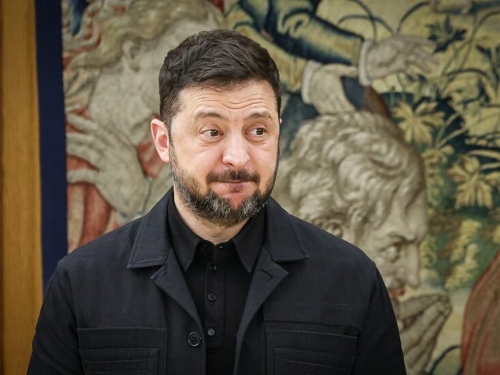 برلماني فنلندي يدعو زيلينسكي إلى التوجه إلى موسكو لإنقاذ أوكرانيا