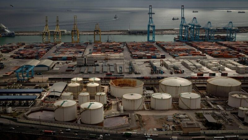 “بلومبرغ”: الحرب في إيران تتحول إلى أزمة طاقة تجتاح أوروبا