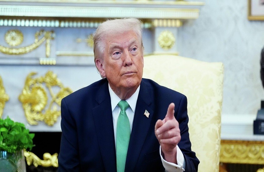 ترامب: نتعامل مع أشخاص مناسبين في إيران قدموا لنا هدية كبيرة جدا