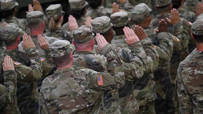 “سي إن إن”: إصابة نحو 290 جنديا أمريكيا خلال الحرب مع إيران