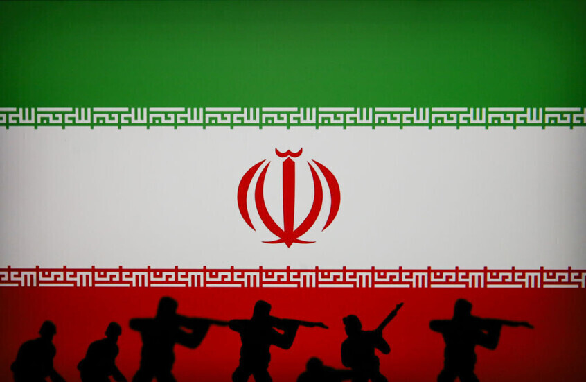 مقر خاتم الأنبياء الإيراني: نعيد صياغة قوانين المرور في هرمز.. و”عداد أعماركم” بأيدينا