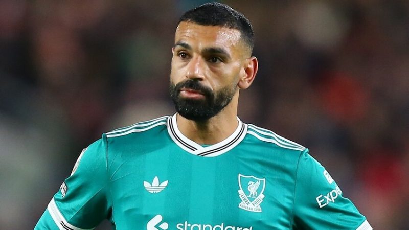 صراع سعودي أوروبي.. محمد صلاح يتلقى عروضا مغرية