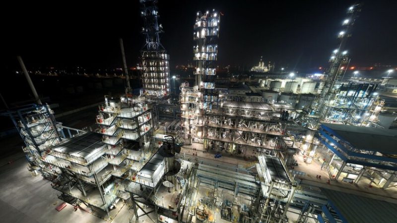 دميترييف: روسيا تسمع عواء الأعداء عند مناقشتها مشاريع مشتركة مع الولايات المتحدة