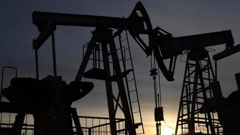 أسعار النفط تقفز 5.6% فوق 108 دولارات وسط مخاوف من استمرار انقطاع الإمدادات