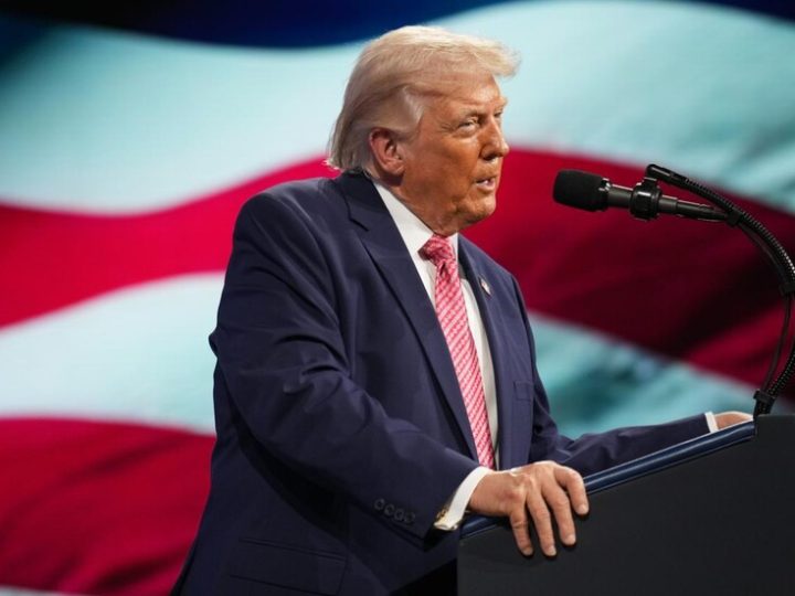 ترامب يشيد بالدور السعودي ويهاجم “الناتو”.. ويتوعد طهران بتدمير آلاف الأهداف بـ “أسلحة سرية”