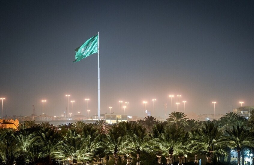 “أسوشيتد برس”: إصابة 10 جنود أمريكيين جراء هجوم صاروخي إيراني على قاعدة جوية سعودية