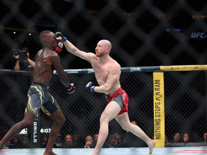 المقاتل الأمريكي بايفر يسحق إسرائيل أديسانيا (فيديو)