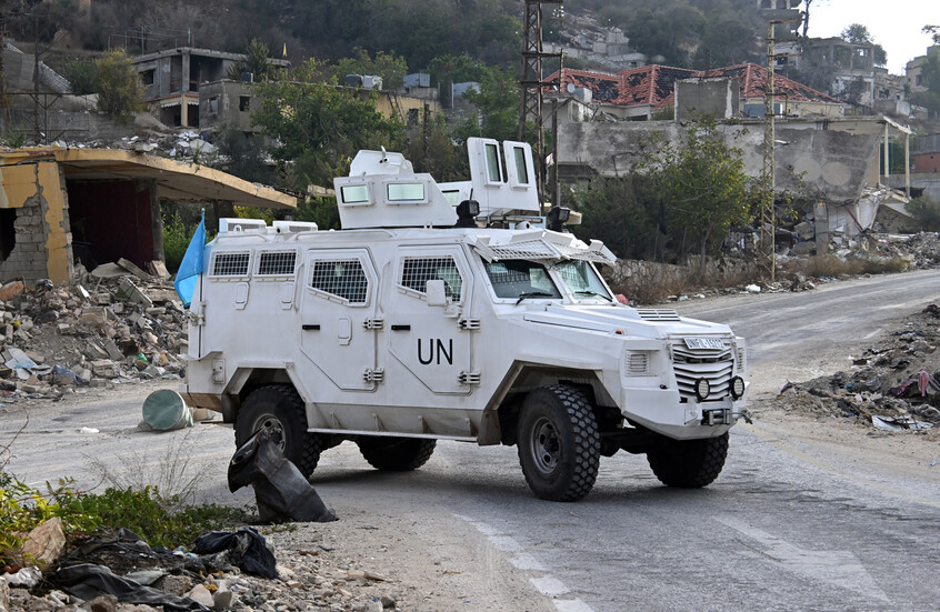 “اليونيفيل”: مقتل جندي حفظ سلام وإصابة آخر بجروح خطيرة إثر انفجار مقذوف في موقع لنا جنوبي لبنان