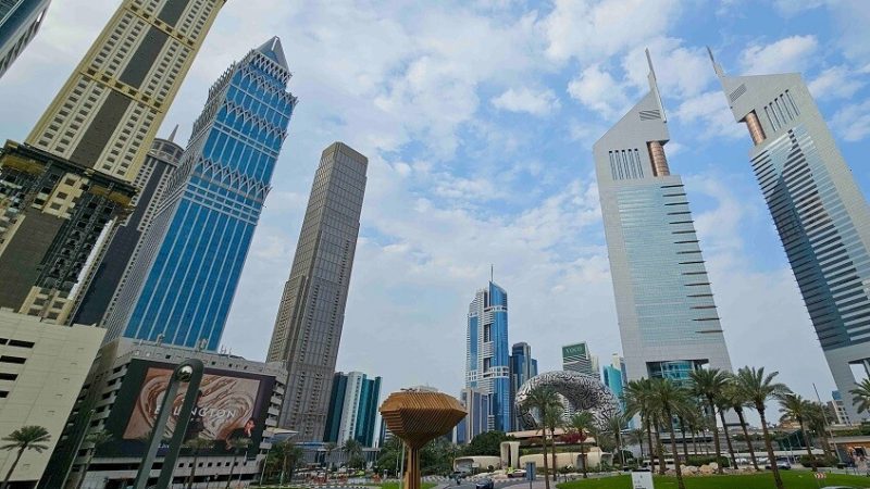 حكومة دبي تعلن عن تعرض الإمارة لهجوم وتؤكد أن الإنفجارات ناتجة عن اعتراضات ناجحة